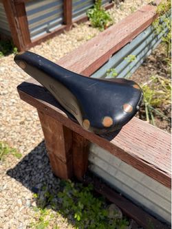 Brooks leather saddle professional