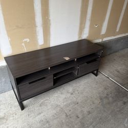 📺✨ Modern TV Stand – Great Condition! ✨📺