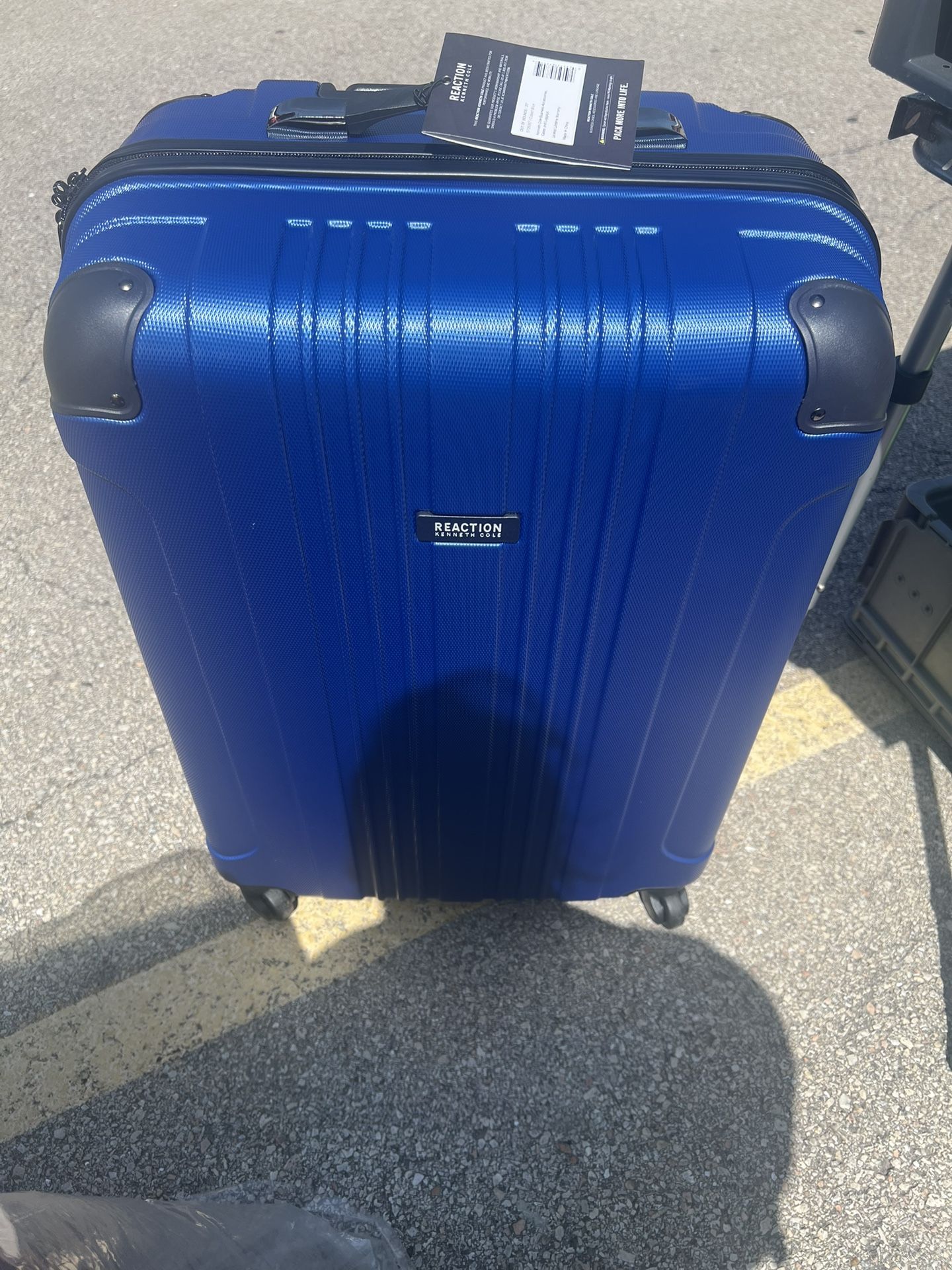 28 Inch Suitcase