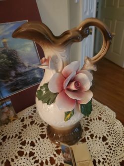 New Beautiful Authentic Italian Porcelain Nuova Capodimonte Pitcher Vase With Rose 🌹 Retails For $115 Selling For Only $60