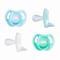 Tommee Tippee Ultra-Light Silicone Pacifier, 0-6 Months, 4pk