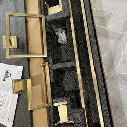 New Bathroom Hardware Set