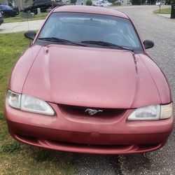 1998 Ford Mustang Coupe 2D