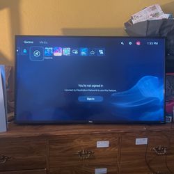 43” TCL ROKU TV