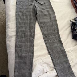 High waisted women’s plaid pants