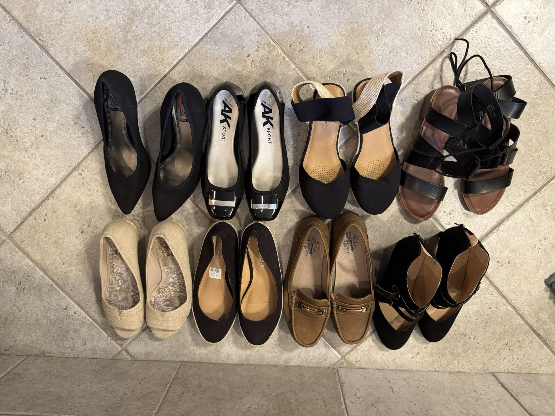 Size 9 Women’s Shoes