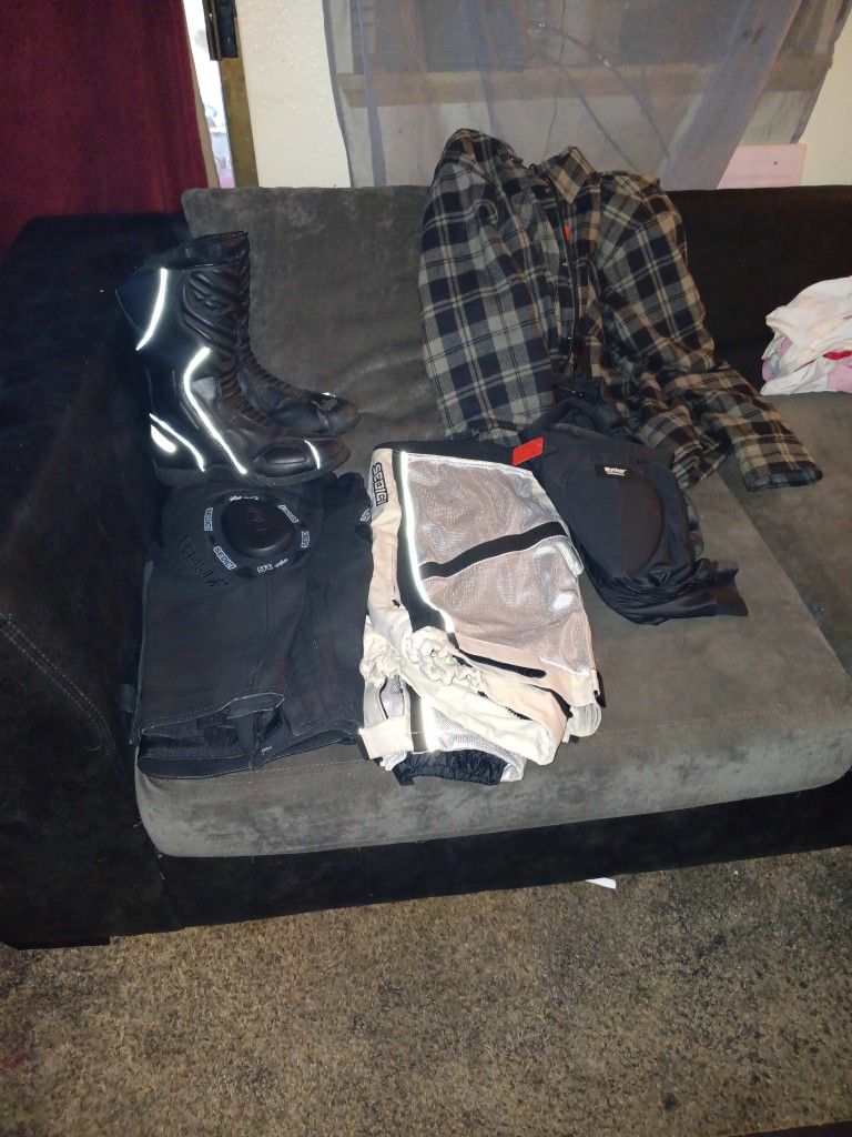 2 Pair Sedici Riding Pants ,fly Boots 42.Bohn Body Armor Pants. XXL Plad Coat