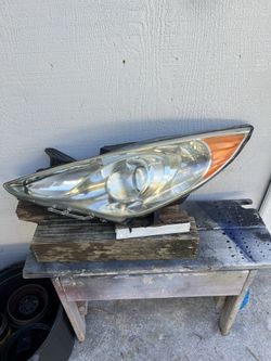 HYUNDAI SONATA HEADLIGHT ASSEMBLY 