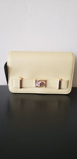 New Bebe Evie Flap Crossbody Bag Blonde Color