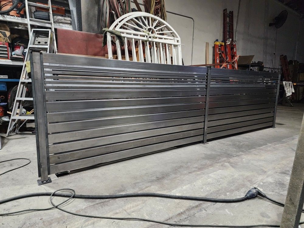 Modern Iron Fence Metal Fence