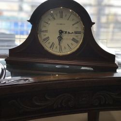 Howard Miller mantel Clock