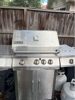 JEN AIR Stainless steel gas grill
