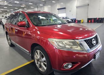 Nissan Pathfinder SUV