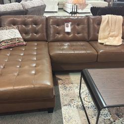 OM• $38 Initial • Brand New Baskove Leather Sectional With Chaise 