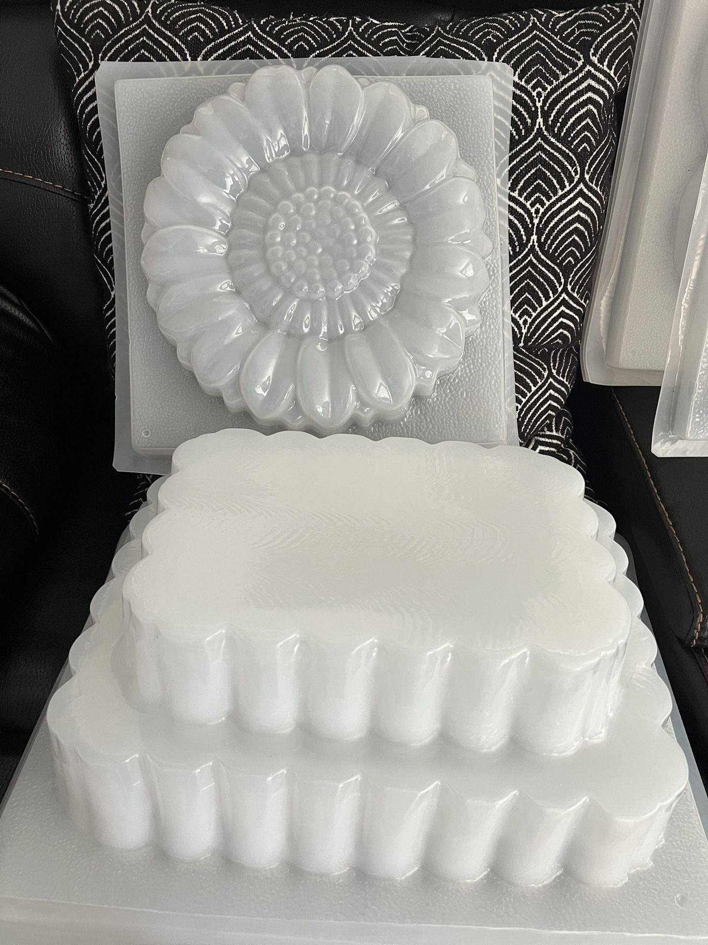 Moldes Para Gelatinas for Sale in Riverside, CA - OfferUp