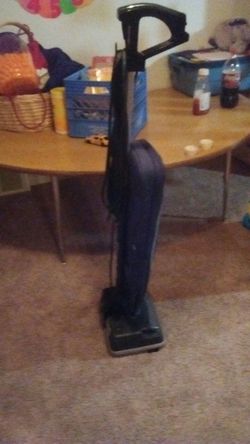 Oreck xl vacuum upright used