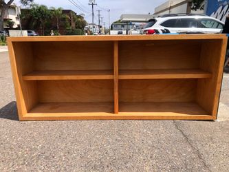 TV Stand/Entertainment Center