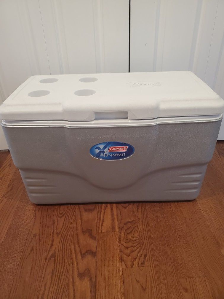 Large Cooler Coleman xtreme series