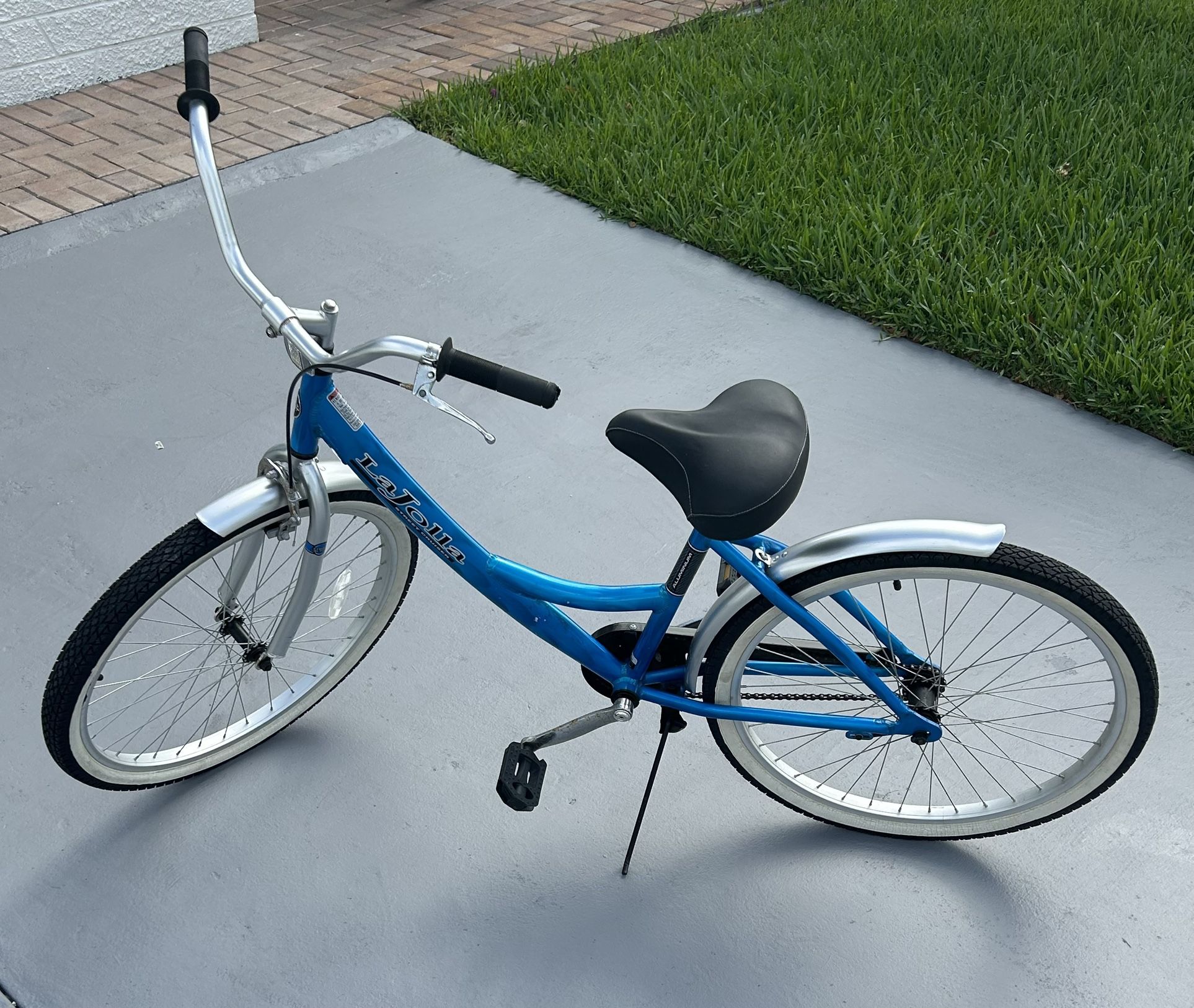 Blue La Jolla Cruiser Bike