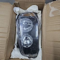 BRAND NEW NEVER USED! OEM 2006-2010 Dodge Charger Headlight Headlamp