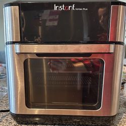 MOVING SALE – Instant Vortex Plus Air Fryer Oven | Excellent Condition | MUST GO ASAP