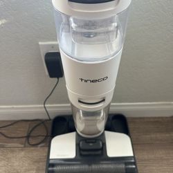 Tineco Vacuum / Mop