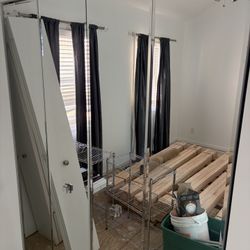 Mirrored Bifold Doors