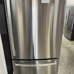 GE Refrigerator