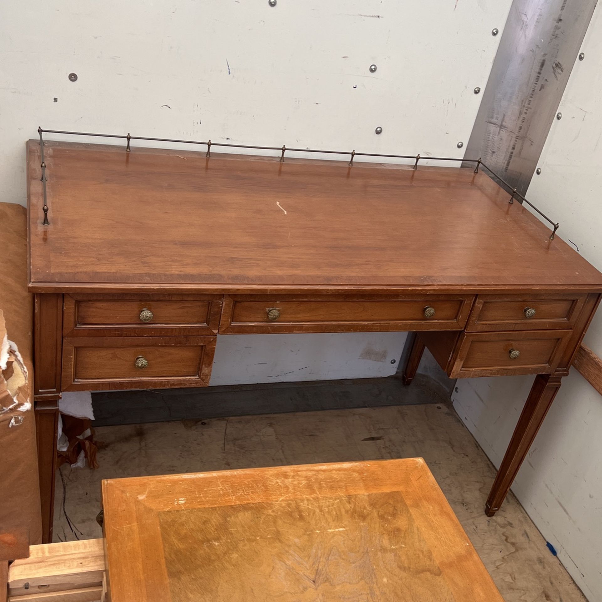 Desk With Glass Top