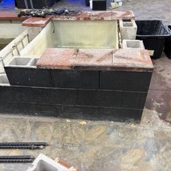 Free Blocks And Pond Totes Must take all 