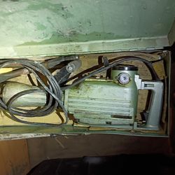 Hitachi 40lbs Jack Hammer