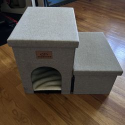 Pet Stairs/condo With Storage
