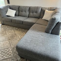 Sectional Sofa 