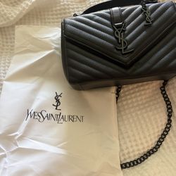 SAINT LAURENT PARIS Purse 