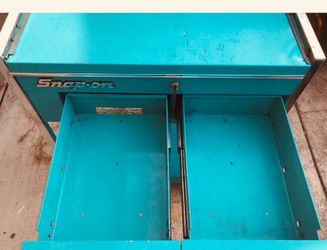 Vintage teal snap on rolling cart for sale , including jigsaw saw /tools $$ 375