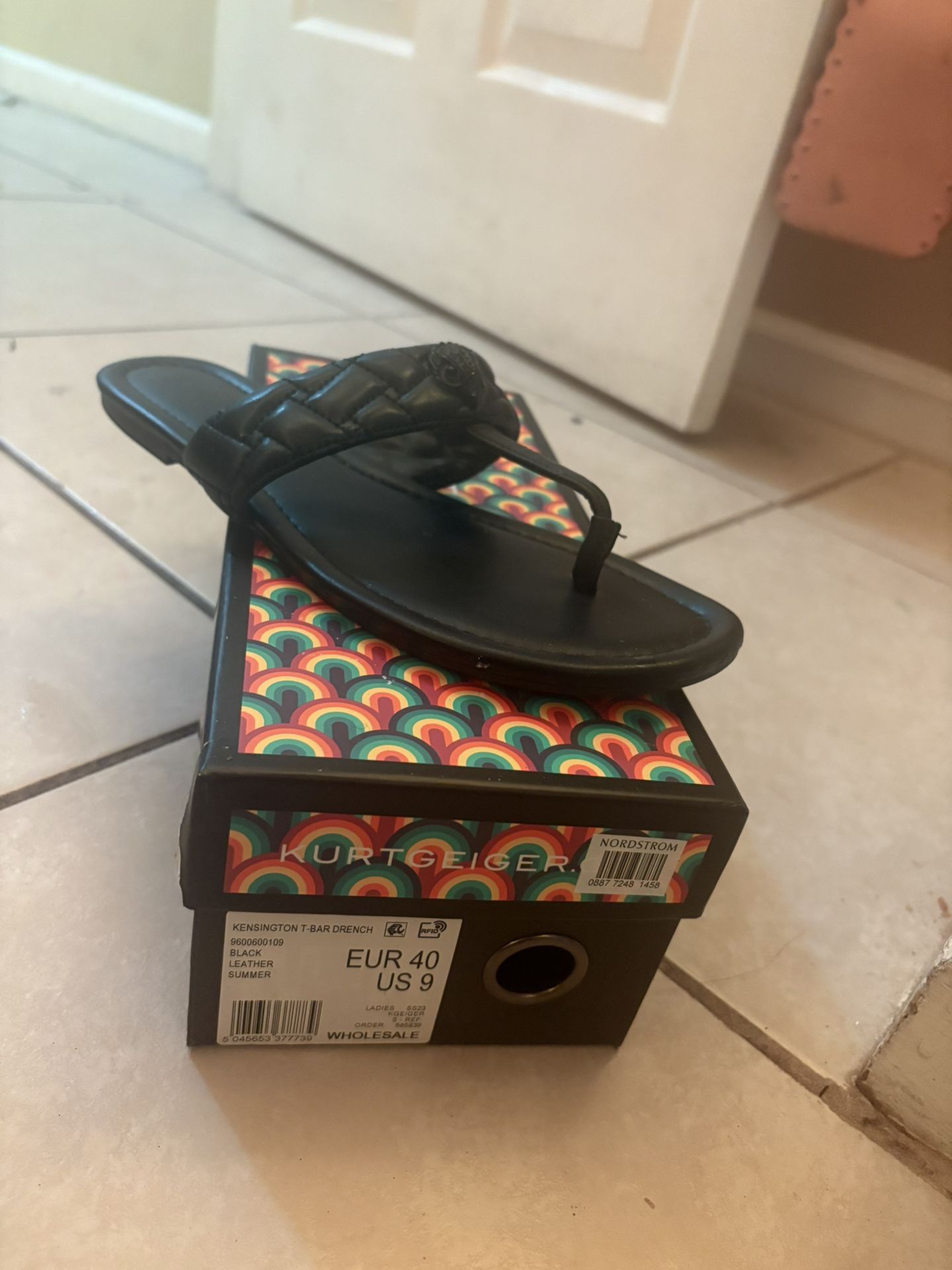 Black Kurt Slides