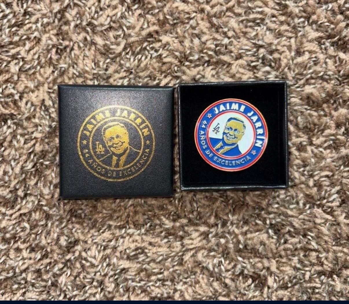 Dodgers pin