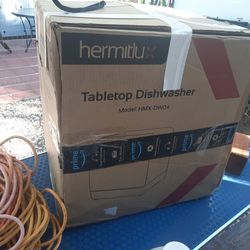 New In Box Hermitlux Tabletop Dishwasher 