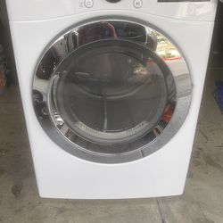 Price Drop. Electric LG Dryer. With Steam