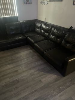 Sectional couch