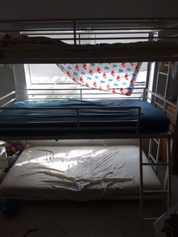 Triple Bunk Bed White Metal Frame 3 Tier Twin Kids Bunk Beds with Ladder