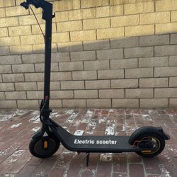Electric scooter
