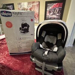 ONLY $135: Chicco KeyFit Infant Car Seat and Base, Rear-Facing Seat for Infants 4-22 lbs