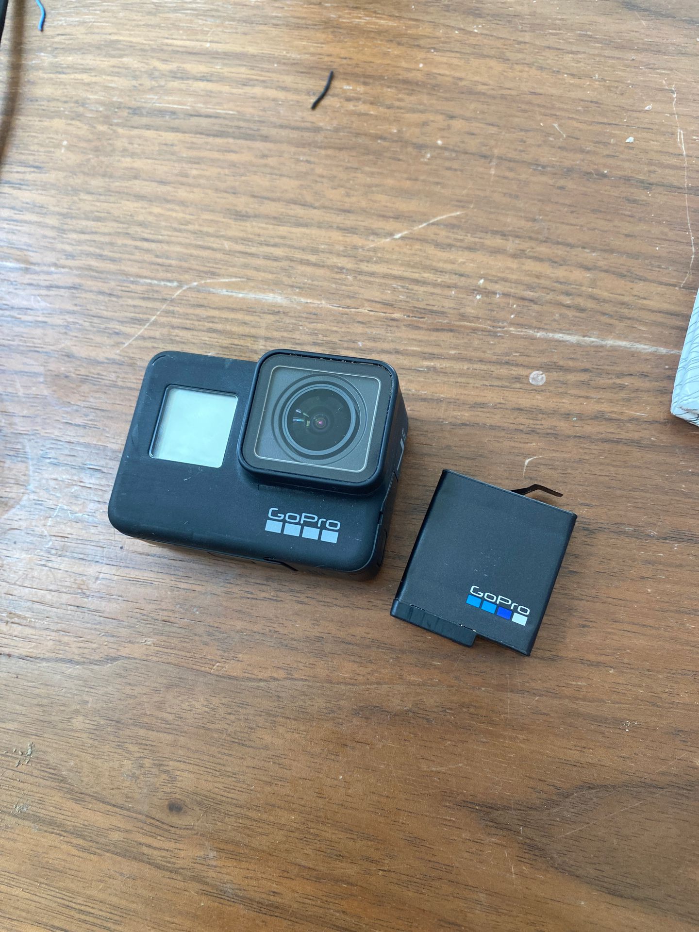 GoPro hero 7 black with battery