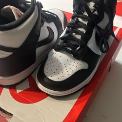 Women’s Nike Dunk High 6.5Womens 