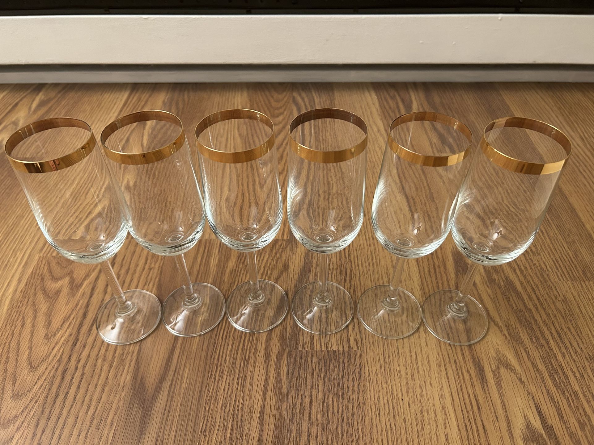 Pottery Barn Champagne Glasses Set Of 6