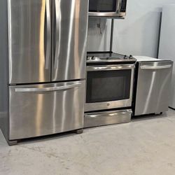 Stainless Steel Kitchen Appliances 