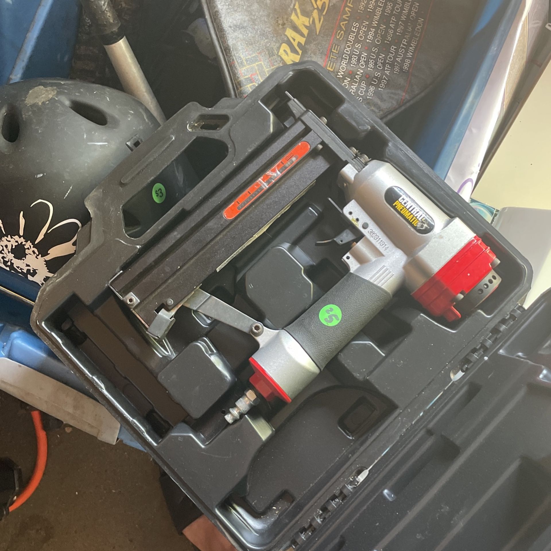 Staple Gun