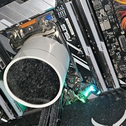 Threadripper 1900X + ASUS X399 + G.Skill 32GB DDR4 + AIO COOLER