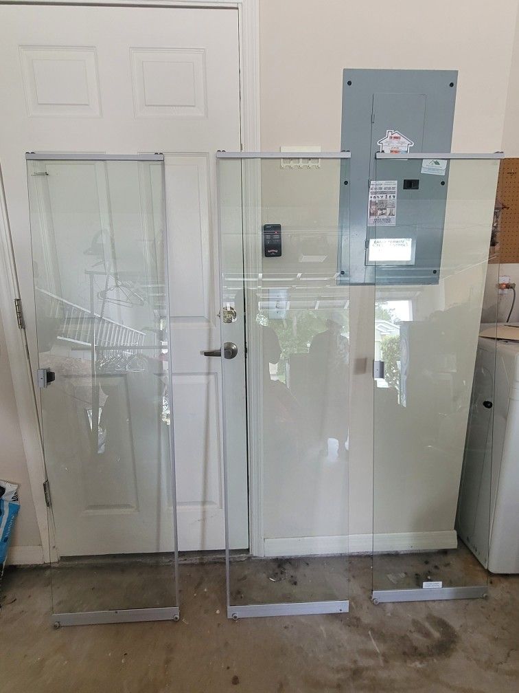 RV Shower Glass Doors